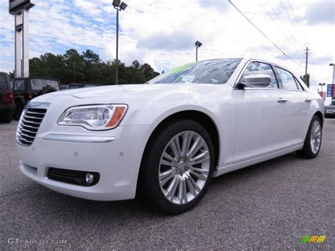 2013 Chrysler 300 C Luxury Series Exterior Photos