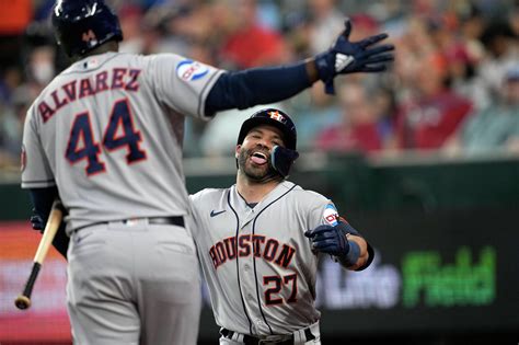 Astros Jose Altuve Continues To Pulverize Rangers With Historic Night