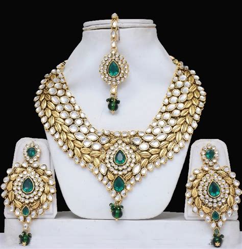 Wedding Kundan Jewelry Set Heavily Embellished Indian Brides Jewelry Bridal Fashion Jewelry
