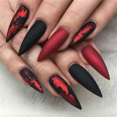 25 Gorgeous Red And Black Nails To Try In 2021 Women Fashion