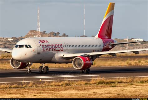 Ec Ilq Iberia Express Airbus A320 At Tenerife Norte Los Rodeos