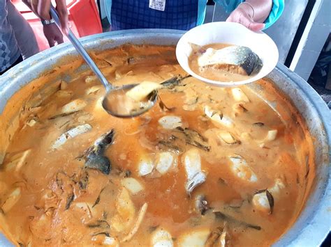 Sebut saja ikan patin sungai pahang, wajib buat masak tempoyak. Travelholic: Temerloh | Silver Catfish Town / Centre of ...