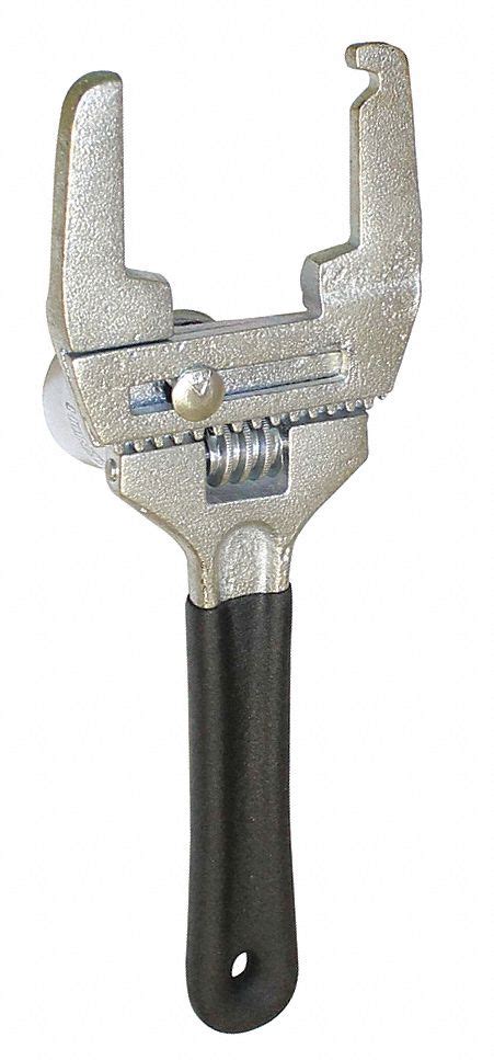 Cast Iron 10 12 In Handle Lg Adjustable Wrench 34a51834a518