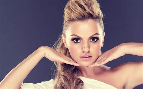 19 Alexandra Stan Hd Wallpaper Pxfuel