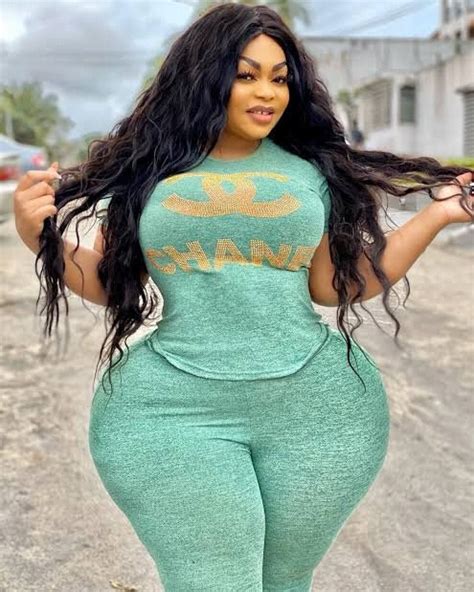meet eudoxie yao an ivorian model who happens to have the biggest curves in the world