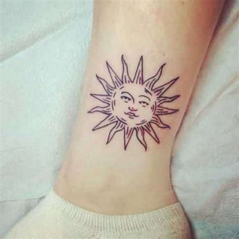 Tatuagem De Sol Saiba O Significado E Confira Lindas Fotos Para Se