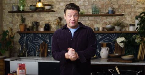Jamie Oliver Shocks Fans As Wife Jools Reveals Chef S