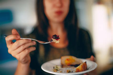 10 benefits of chewing your food thoroughly john douillard s lifespa