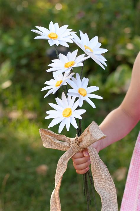 5 Creative Flower Girl Alternatives To Petals Emmaline Bride