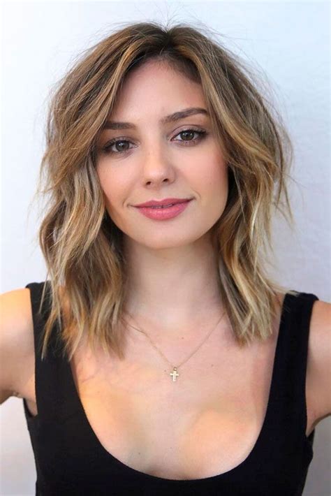 What Haircut From 2023 Trends Is The Best For Square Faces Must Know Tips And Ideas Square
