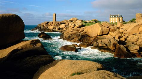 Pour tous les fonds d'écran hd corse : Ploumanach Rocks and Lighthouse, Bretagne, France - 10 000 ...