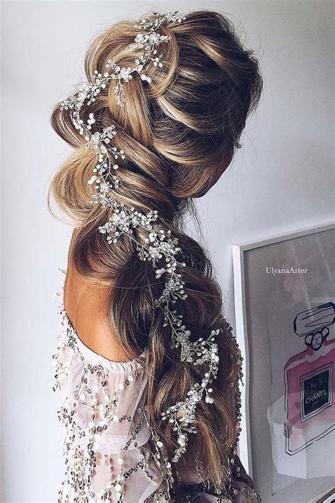 Long length hair is the best fit to this braided hairstyle. Stunning Wedding Hairstyles with Braids For Amazing Look ...