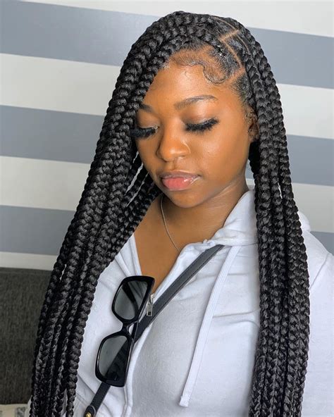 Knotless box braids are everything you want in a hairstyle. The Jumbo Knotless Braid Leads The Braided Hairstyles ...
