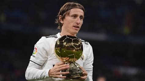 Luka Modric Renova Contrato Com Real Madrid Até 2022 Notícias