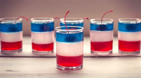Food News | Patriotic Jello Shots for Fourth of July 2020: Recipe for ...