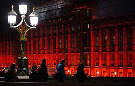 Why Were The Houses Of Parliament Lit Up In Red Metro News
