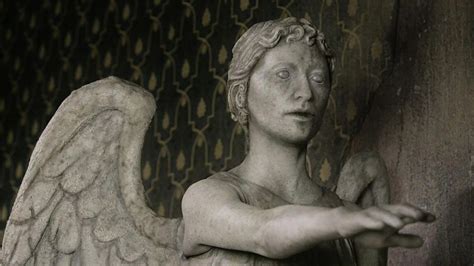 Doctor Whos Weeping Angels Are Perfect Horror Monsters But Are They