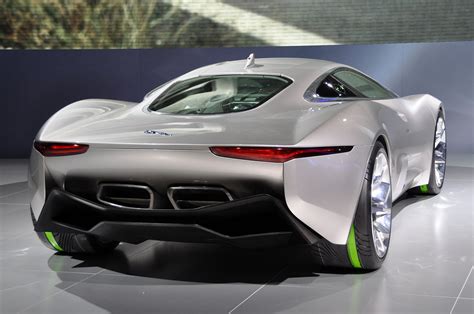 Jaguar C X75 Concept Looks Forward To The Future Extravaganzi