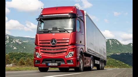 The New Mercedes Actros The Safest Most Efficient And Best Connected