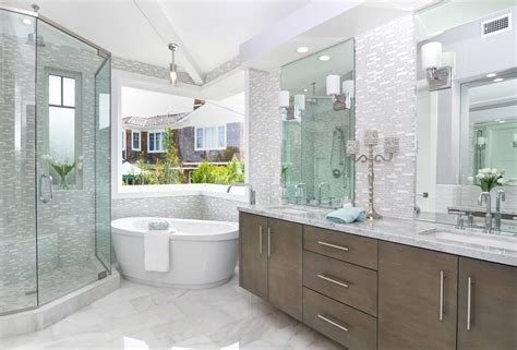 55 Brilliant Ideas For Updating Your Master Bathroom Photo Gallery