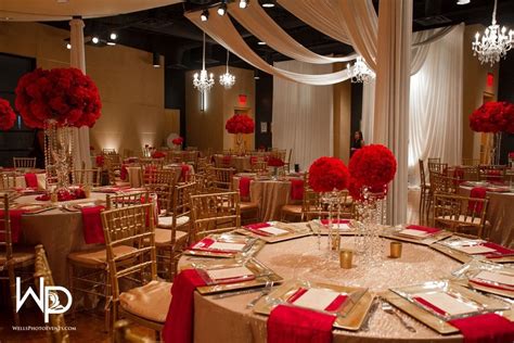 Red And Silver Wedding Decoration Ideas In 2020 Red Gold Wedding