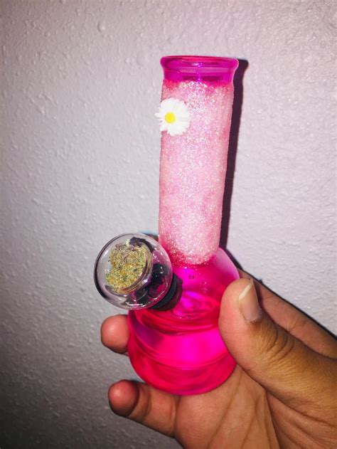 Glitter Pink Mini Bong 💖 Girly Bongs Pink Mini Mini Bong