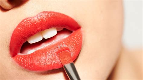 This Liquid Lipstick Hack Gets Every Last Drop From Tube Allure
