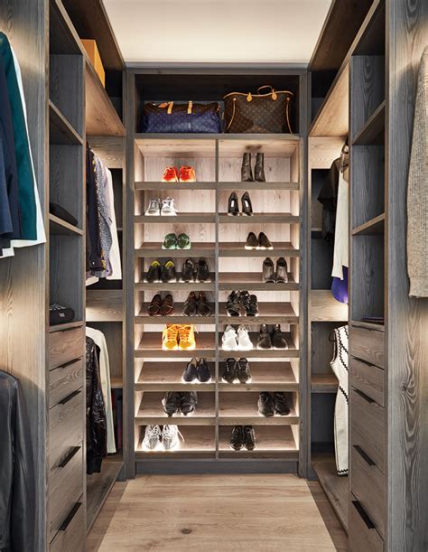 House Home Walk In Closets That Will Make You Want To Declutter