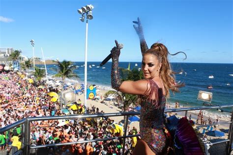 ego ivete sangalo canta na bahia à véspera de seu desfile no rio notícias de carnaval 2017