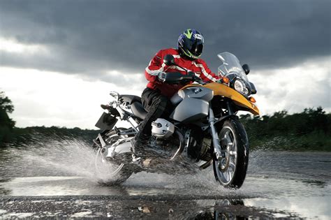 Therefore, you are taking the risk of crashing and hurting yourself while riding. Wet weather motorcycle riding tips | Visordown