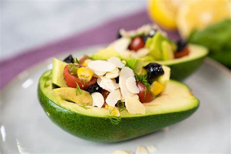 Avokado Salatası Tarifi Nasıl Yapılır Resimli