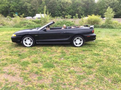 Car Brand Auctioned Ford Mustang Gt Convertible 2 Door 1996 Car Model