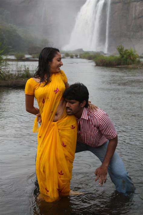 Celeb Saree Tamil Actress Navel Kissing In Yellow Saree Mithayi Movie Romance In Water Stills