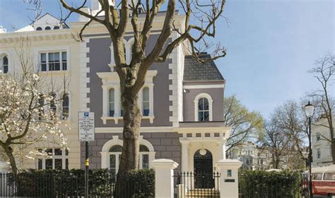 See more ideas about hugh grant, hugh grant notting hill, grant. Notting Hill mansion made famous by Julia Roberts and Hugh ...