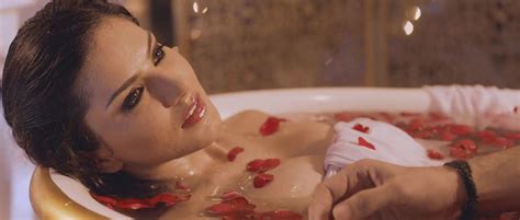 Sunny Leone Nuda Anni In Ragini Mms Returns Hot Sex Picture
