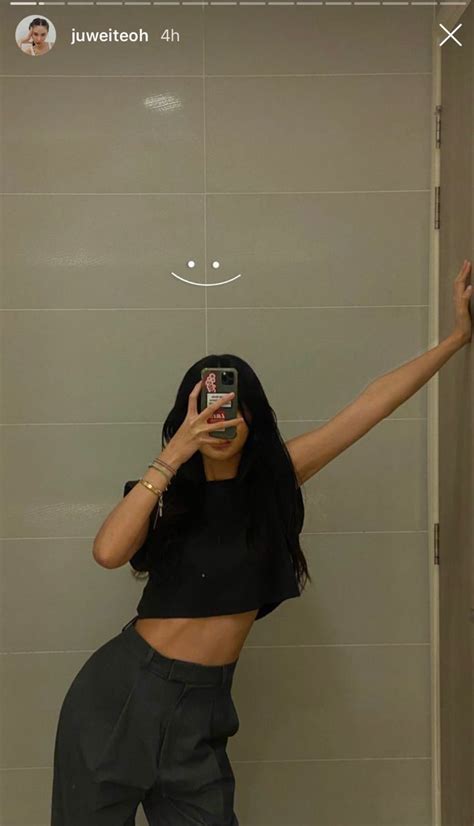 Pin By 𝔸𝕤𝕙𝕥𝕠𝕟 ℝ𝕦𝕤𝕤𝕖𝕝𝕝 On Ig Stories Mirror Selfie Poses Selfie Poses