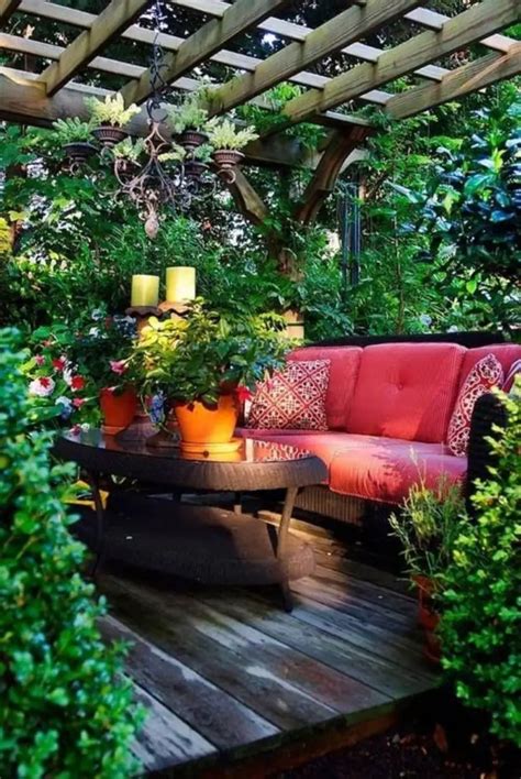 41 Shabby Chic And Bohemian Garden Ideas ~