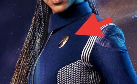 Star Trek Discovery Uniform Image Drops Hint About The 32nd Century