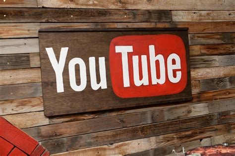 YouTube Music: YouTube offers offline mode, background listening and a free YouTube Red trial ...