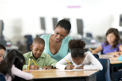 Black Teachers May Not Be Best For Black Students Study Finds Huffpost