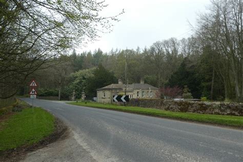 Towards West Lodge Ds Pugh Cc By Sa Geograph Britain And Ireland