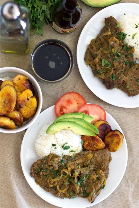 If you don't know bistec encebollado… well, it's about time you learn this latin flavor bomb! Bistec Encebollado (Steak w/ Onions) | Melissa is Hungry ...