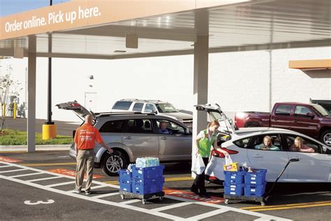 Walmart's curbside pickup service provides great value, friendly service and fresh groceries on your schedule. An Expanded Way to Pay for Online Grocery Pickup