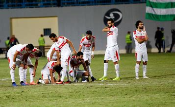 وتوجه اللاعبون بصحبة أمير مرتضى منصور، المشرف العام على الكرة. لاعبى الزمالك يهدون الفوز الكبير الى ثنائى الفريق .. وقرار ...