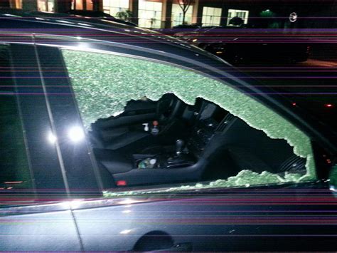 Car Broken Into Tonight Front Passenger Window Smashed Myg37