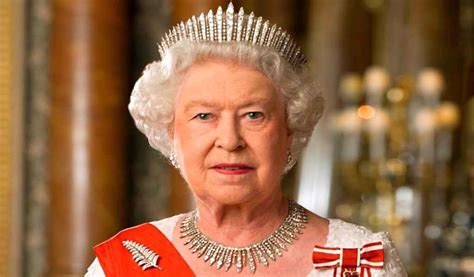 Prince philip on november 20, 1947 at westminster abbey children: Queen Elizabeth II Biography | Queen Elizabeth II ...