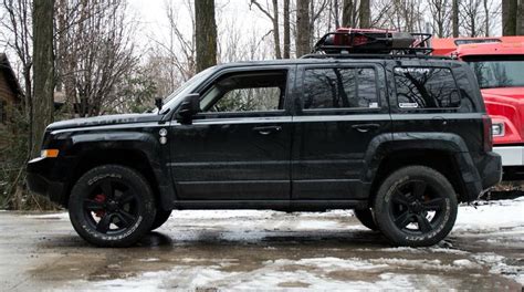 Lifted Jeep Patriot 23565r17 Cooper Discoverer At3 Tires 2125in Rro