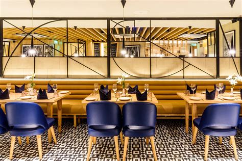 Best Interior Design For Restaurant In India Vamosa Rema