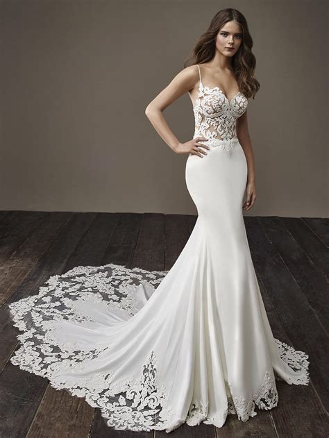 To create the choice much less stressful collectively with several the great offer more pleasurable it is very good. Badgley Mischka - Designer wedding dresses