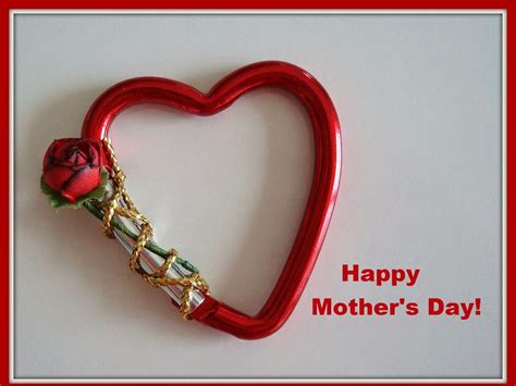 Ljubavne Slike Čestitka Sretan Majčin Dan Uz Ružu I Srce
